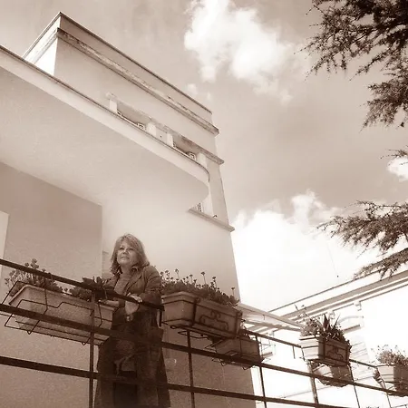 Pallante Oda ve Kahvaltı 3*